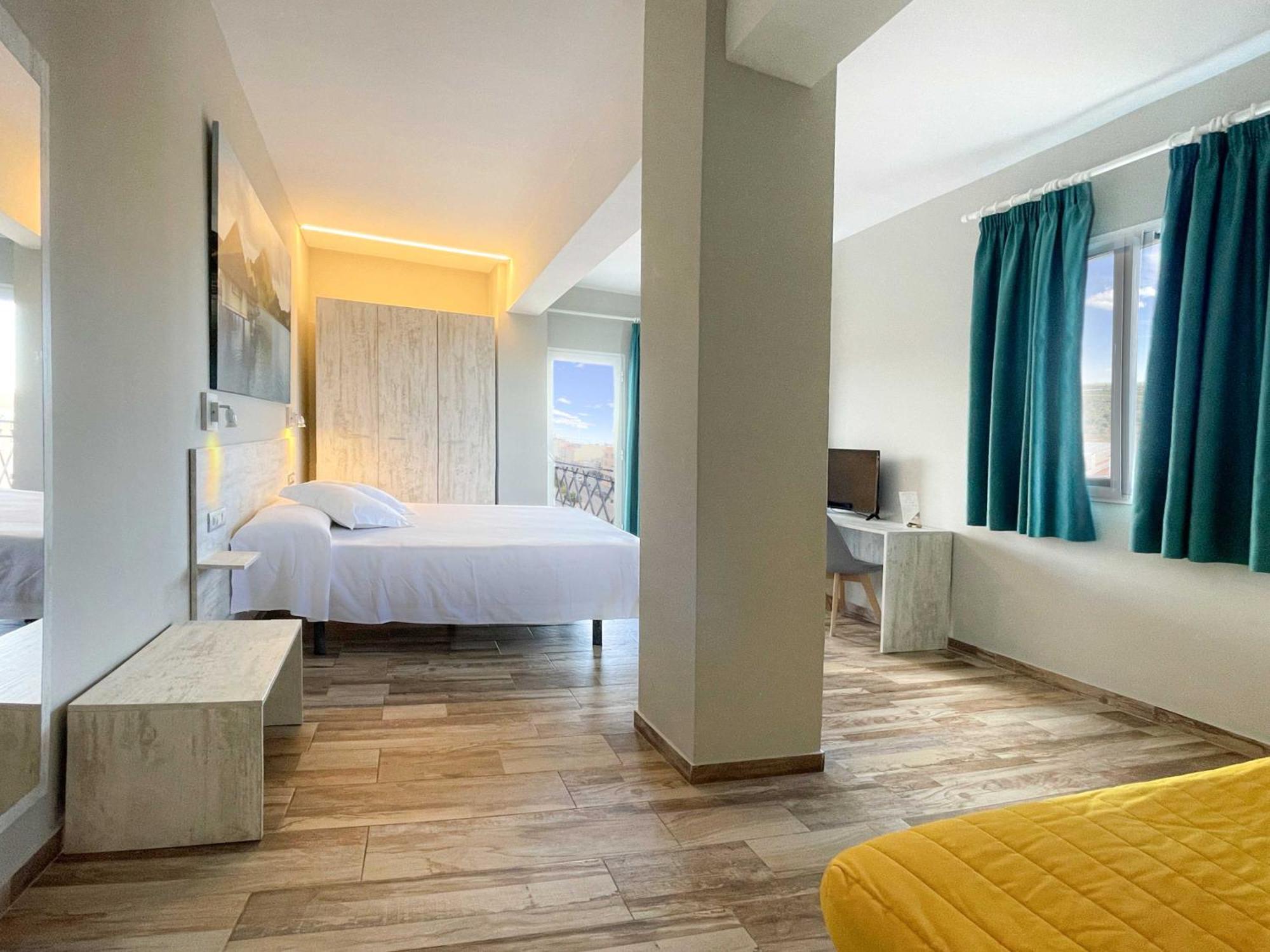 Te Mana Hotel Торребланка Экстерьер фото