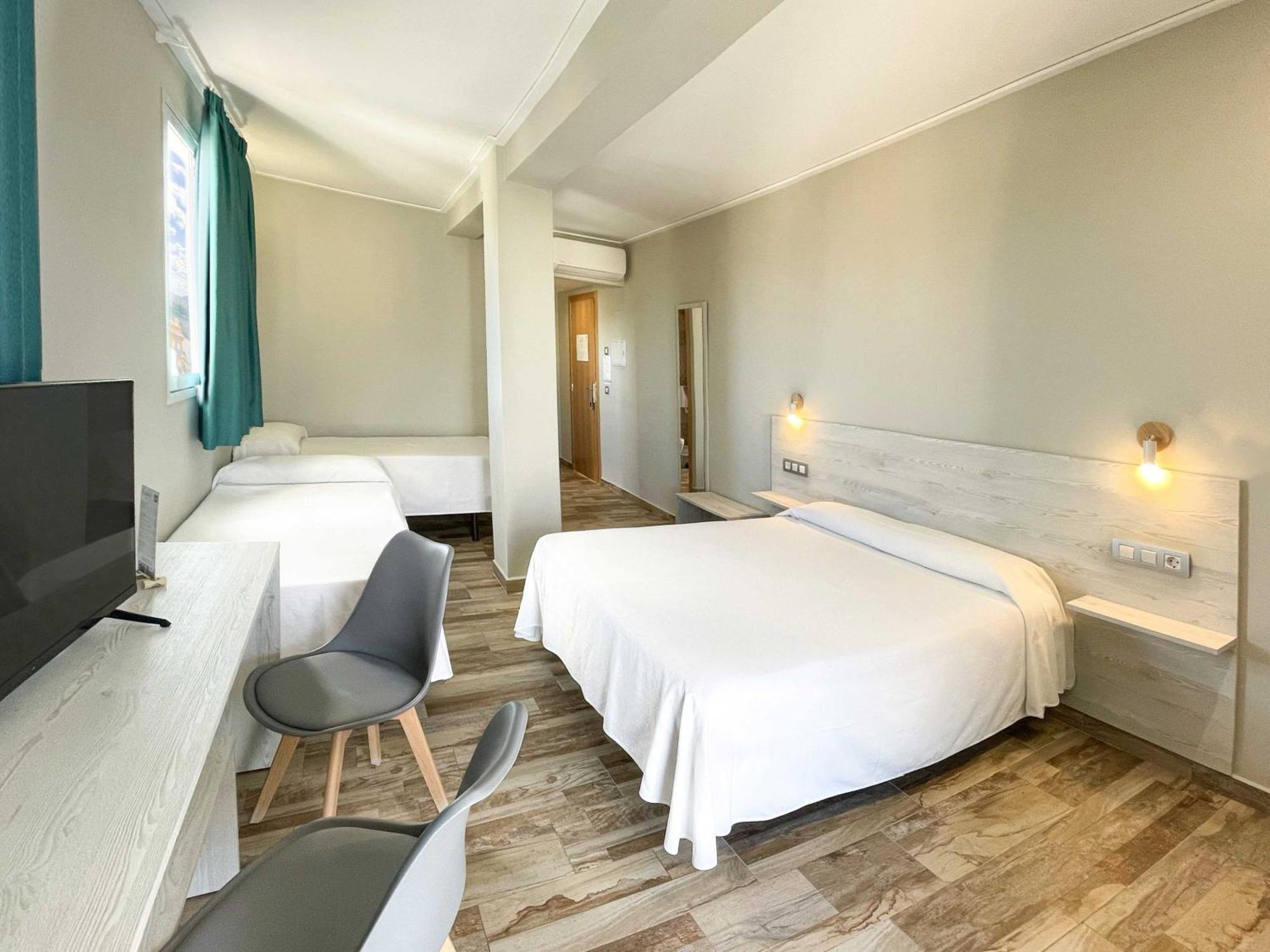 Te Mana Hotel Торребланка Экстерьер фото